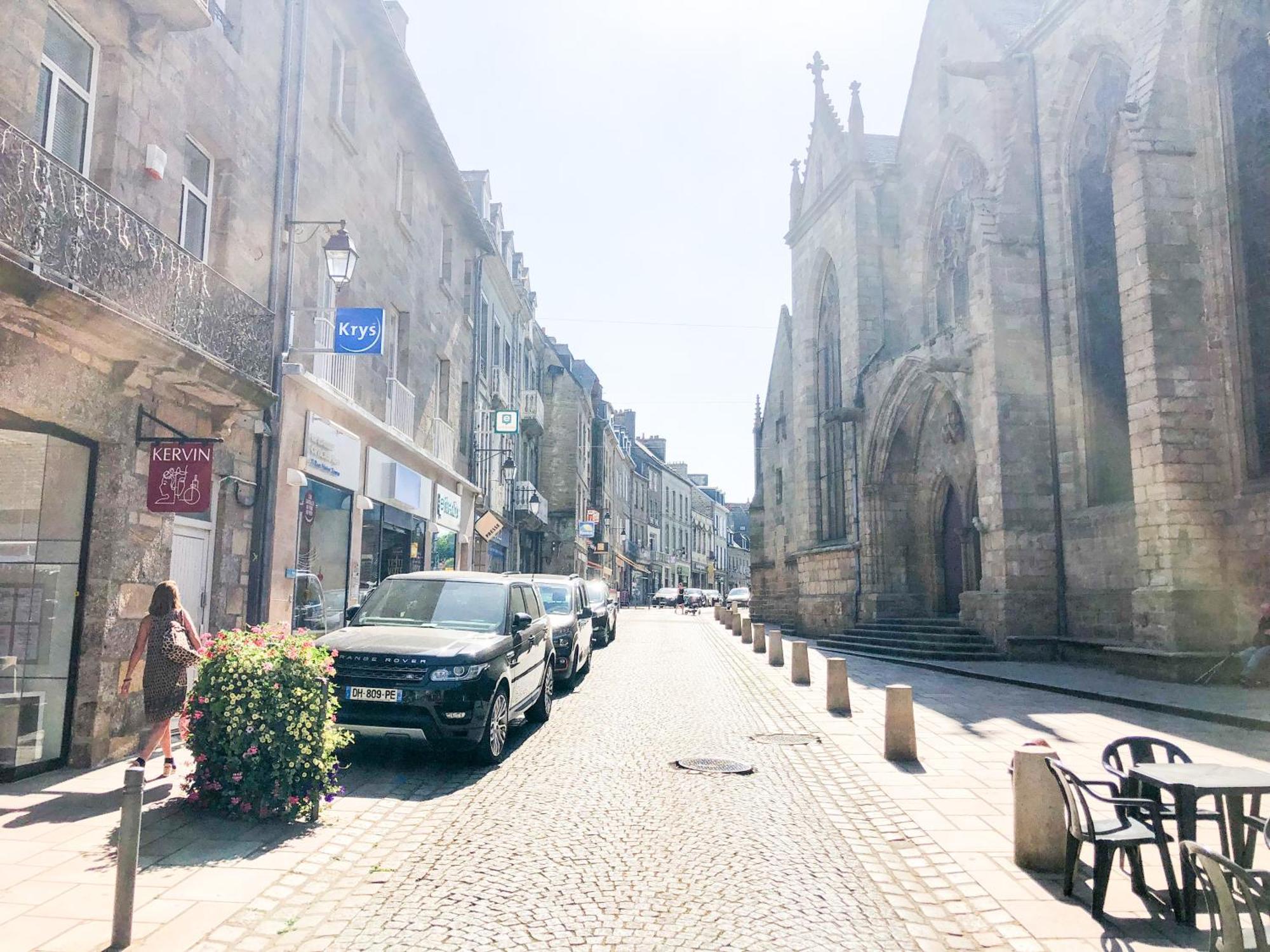 New: Agreable & Lumineux *Gare* Lägenhet Guingamp Exteriör bild
