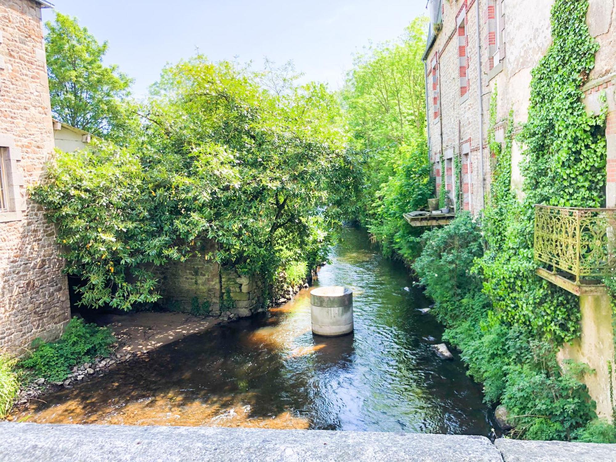 New: Agreable & Lumineux *Gare* Lägenhet Guingamp Exteriör bild