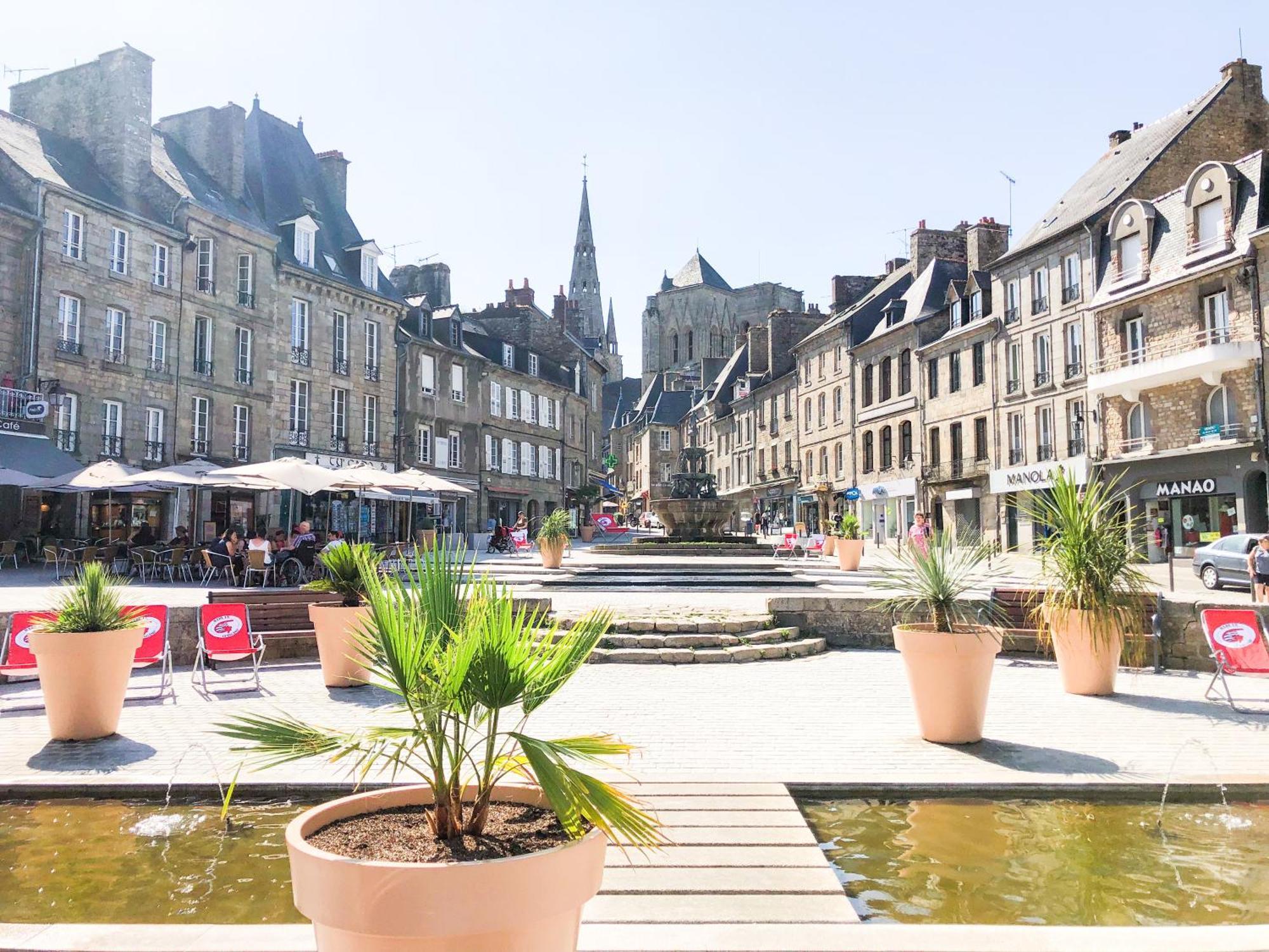 New: Agreable & Lumineux *Gare* Lägenhet Guingamp Exteriör bild