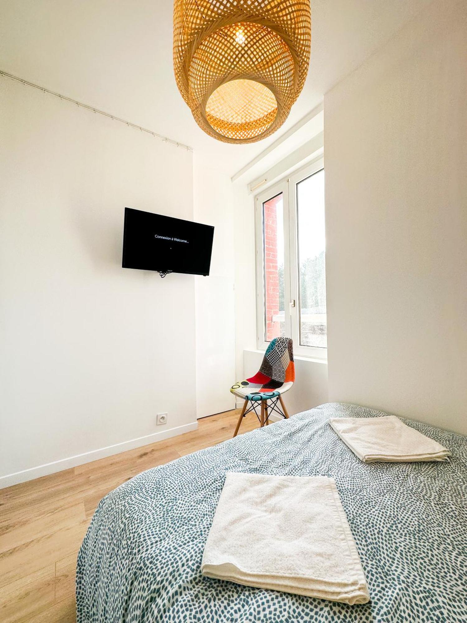 New: Agreable & Lumineux *Gare* Lägenhet Guingamp Exteriör bild