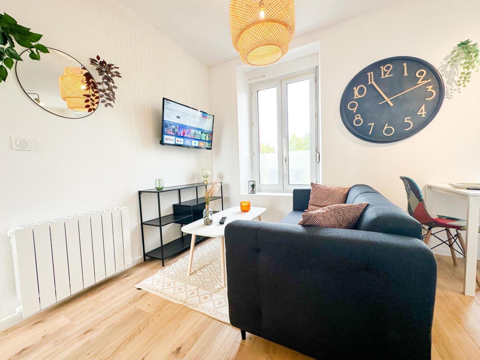 New: Agreable & Lumineux *Gare* Lägenhet Guingamp Exteriör bild