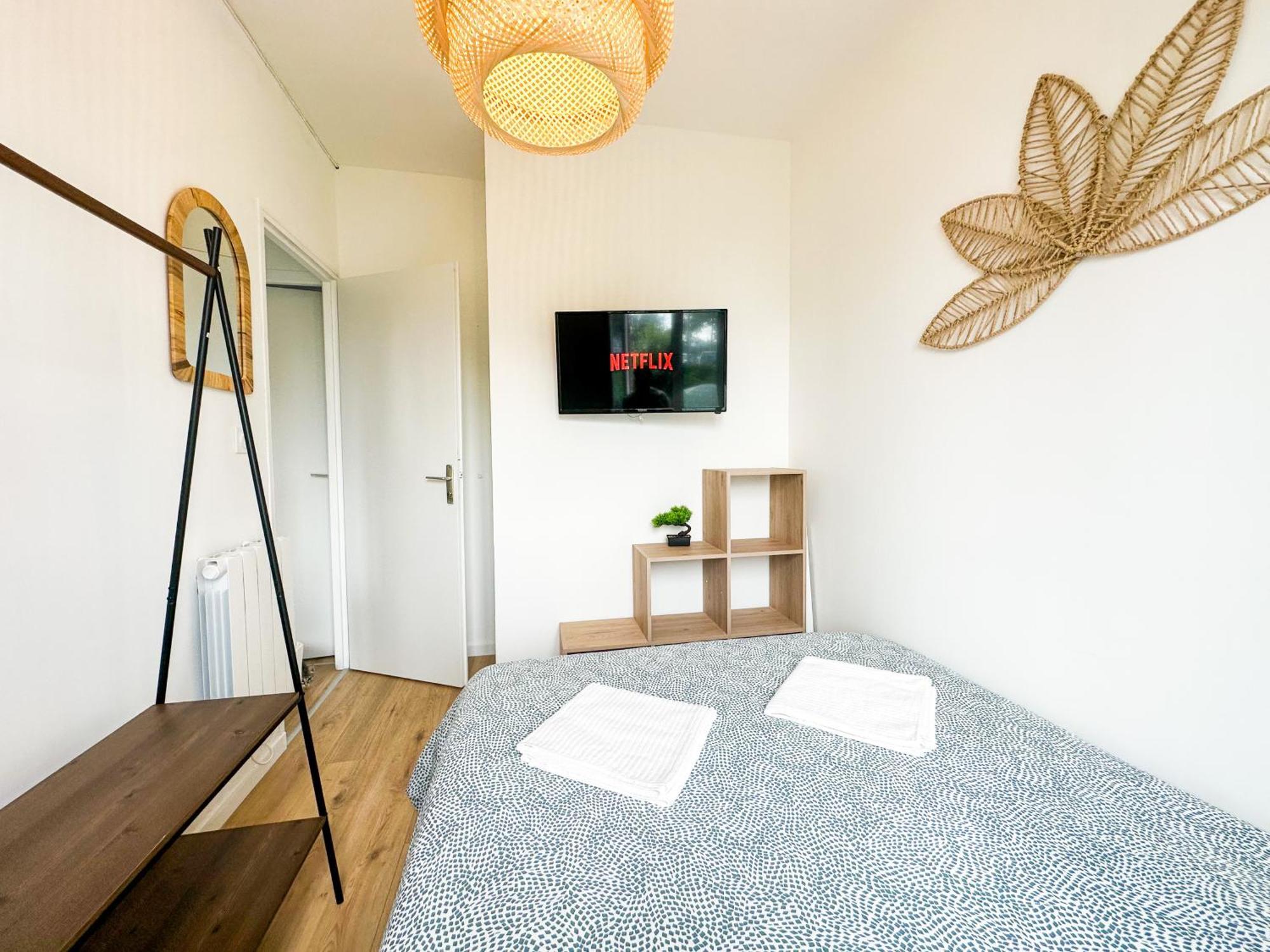 New: Agreable & Lumineux *Gare* Lägenhet Guingamp Exteriör bild
